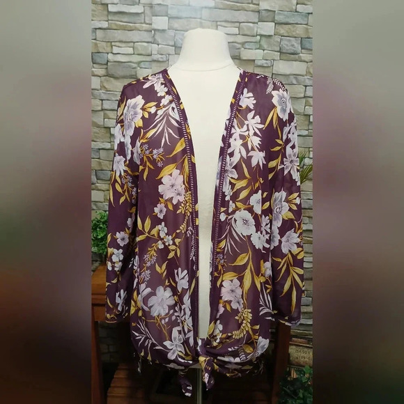 🏵Maurices Wine Floral Crochet Trim Open Front Sheer Kimono - Picture 1 of 5